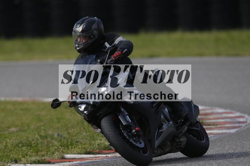 /Archiv-2024/17 01.05.2024 Speer Racing ADR/Schnuppertraining